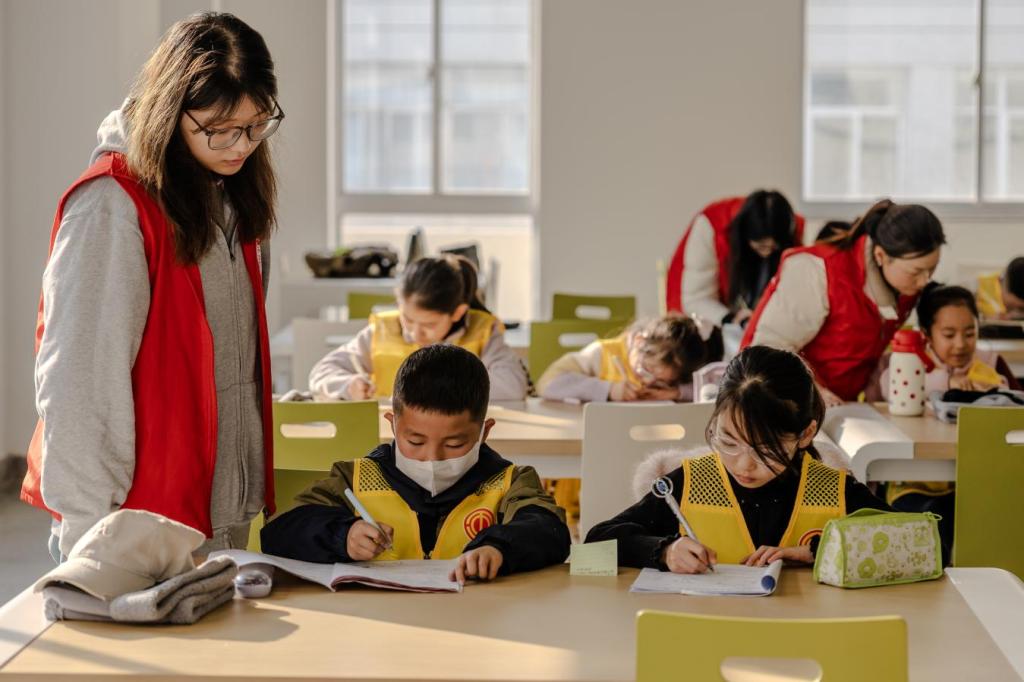 “七彩假期”寒假爱心托管班 解锁成长N种可能